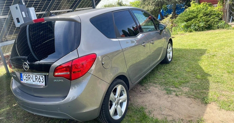 Opel Meriva cena 27800 przebieg: 82000, rok produkcji 2010 z Brodnica małe 67